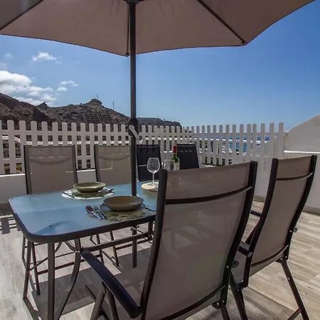 Two-bedroom Playa Del Cura With Views * Playa Del Cura (Gran Canaria)
