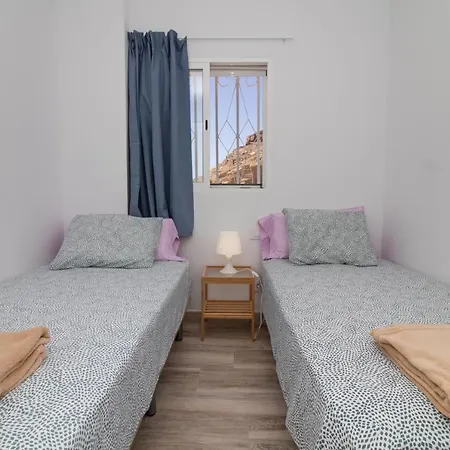 Two-bedroom Playa Del Cura With Views * Playa Del Cura (Gran Canaria)